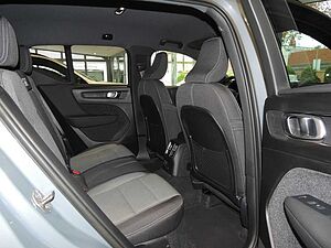 Volvo  Recharge T4 Plus Dark Klima Navi