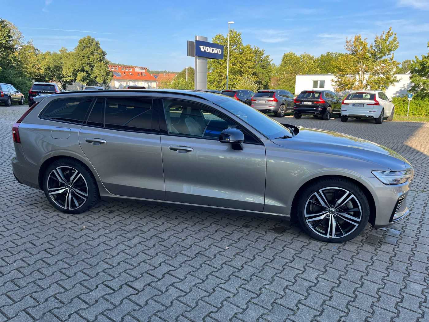Volvo  T6 R Design Plug-In Hybrid AWD