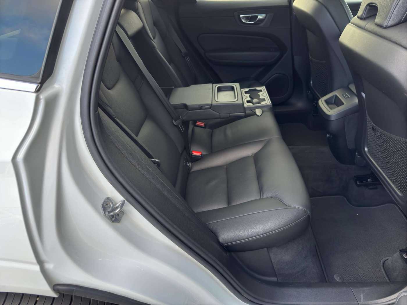 Volvo  Inscription AWD