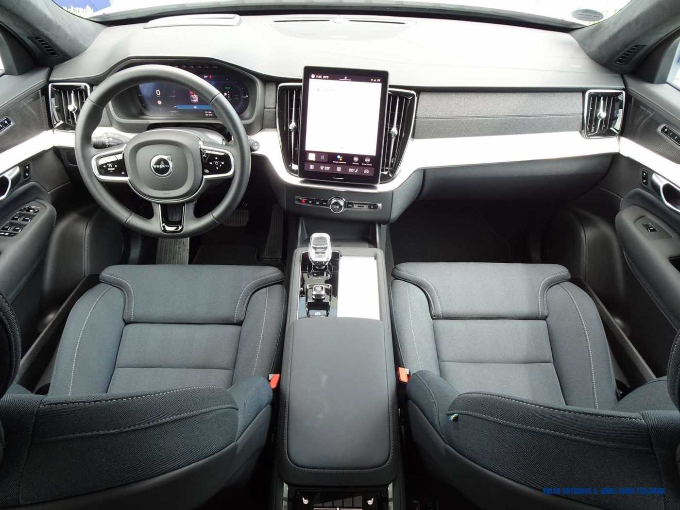 Volvo  T8 AWD Ultra Dark 7-Sitzer
