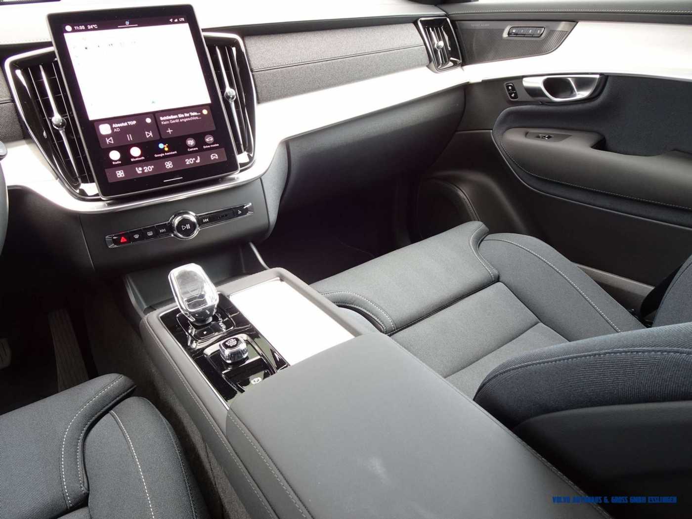 Volvo  T8 AWD Ultra Dark 7-Sitzer