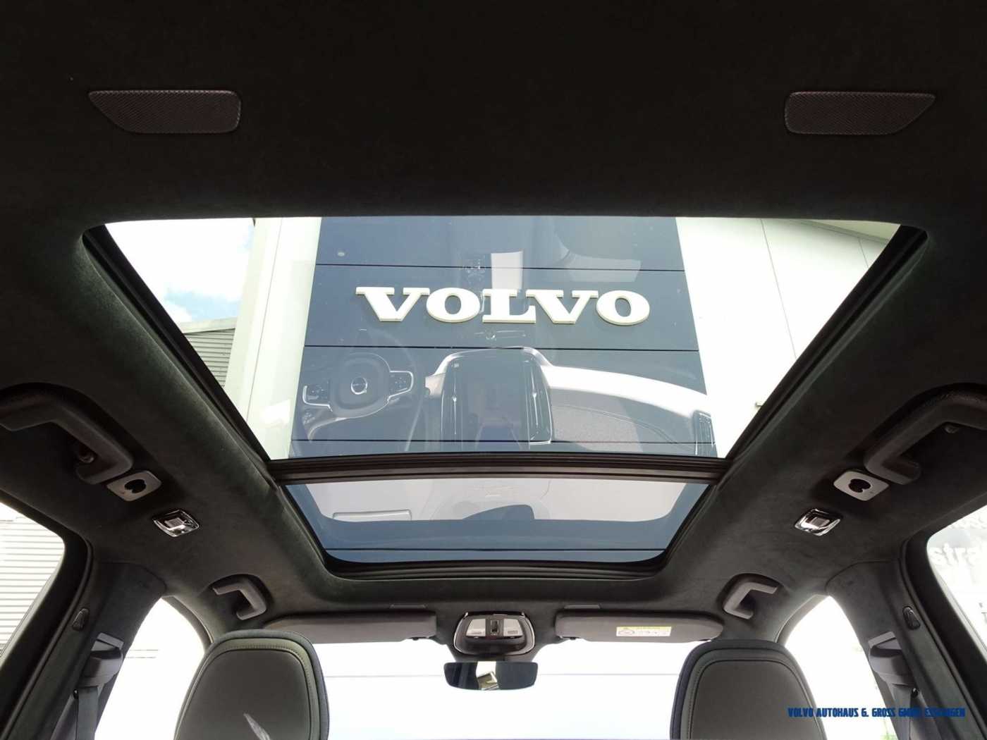 Volvo  T8 AWD Ultra Dark 7-Sitzer