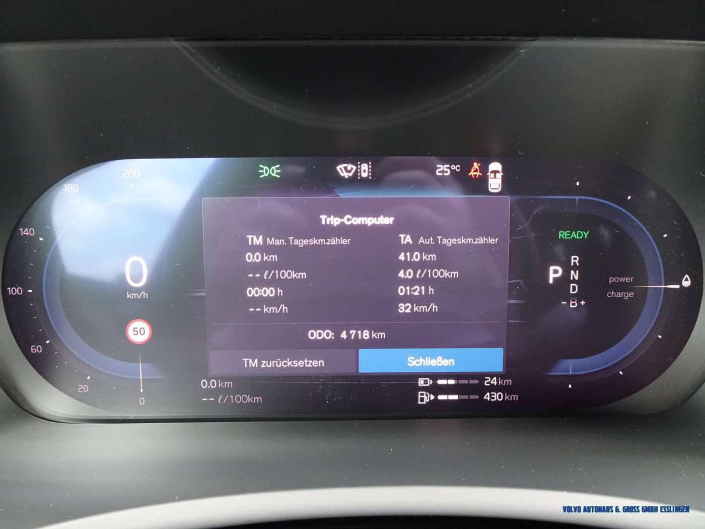 Volvo  T8 AWD Ultra Dark 7-Sitzer