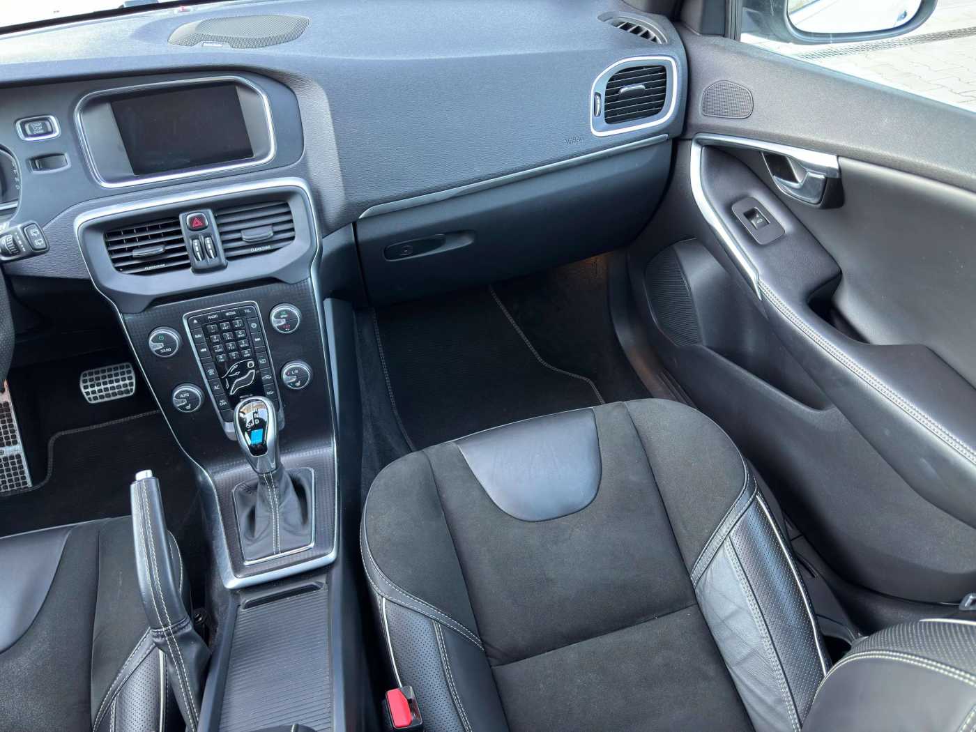 Volvo  T5 R-Design Polestar Performance Teil-Umbau