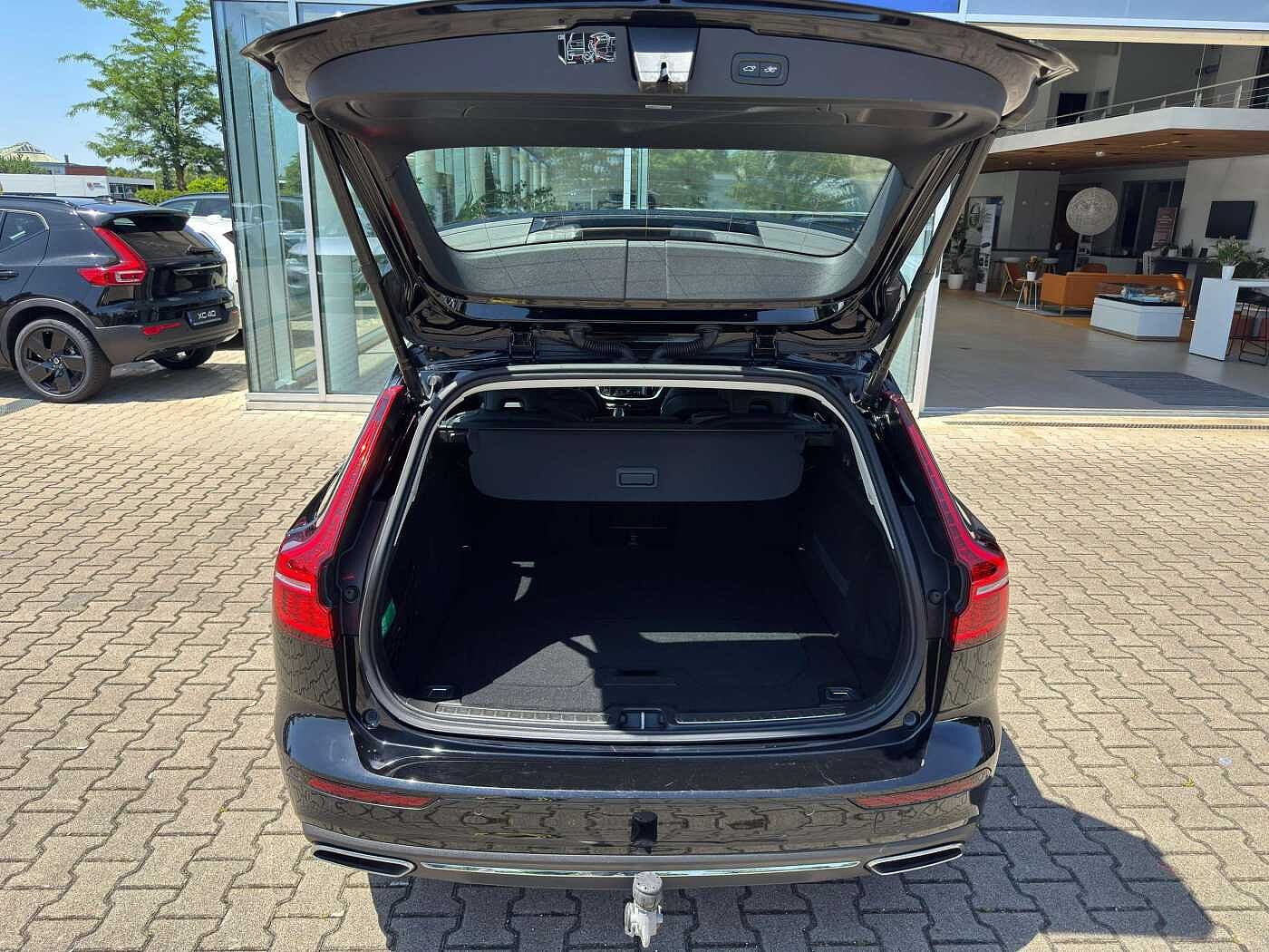 Volvo  T8 Inscription Recharge AWD
