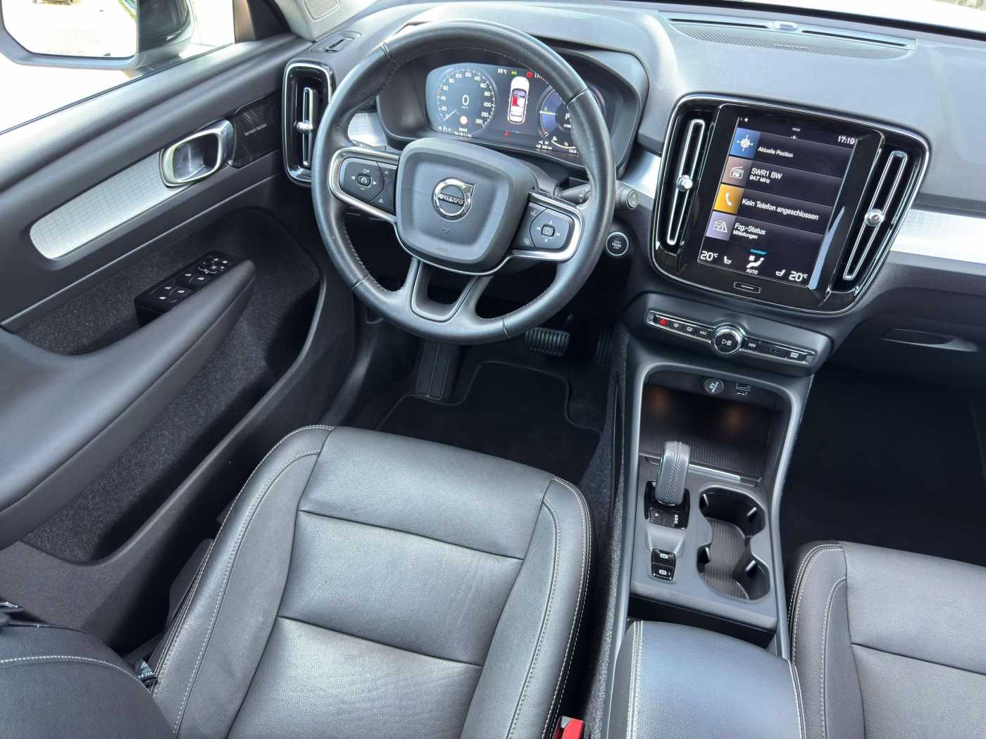 Volvo  T5 Recharge R-Design Expression PHEV 2WD