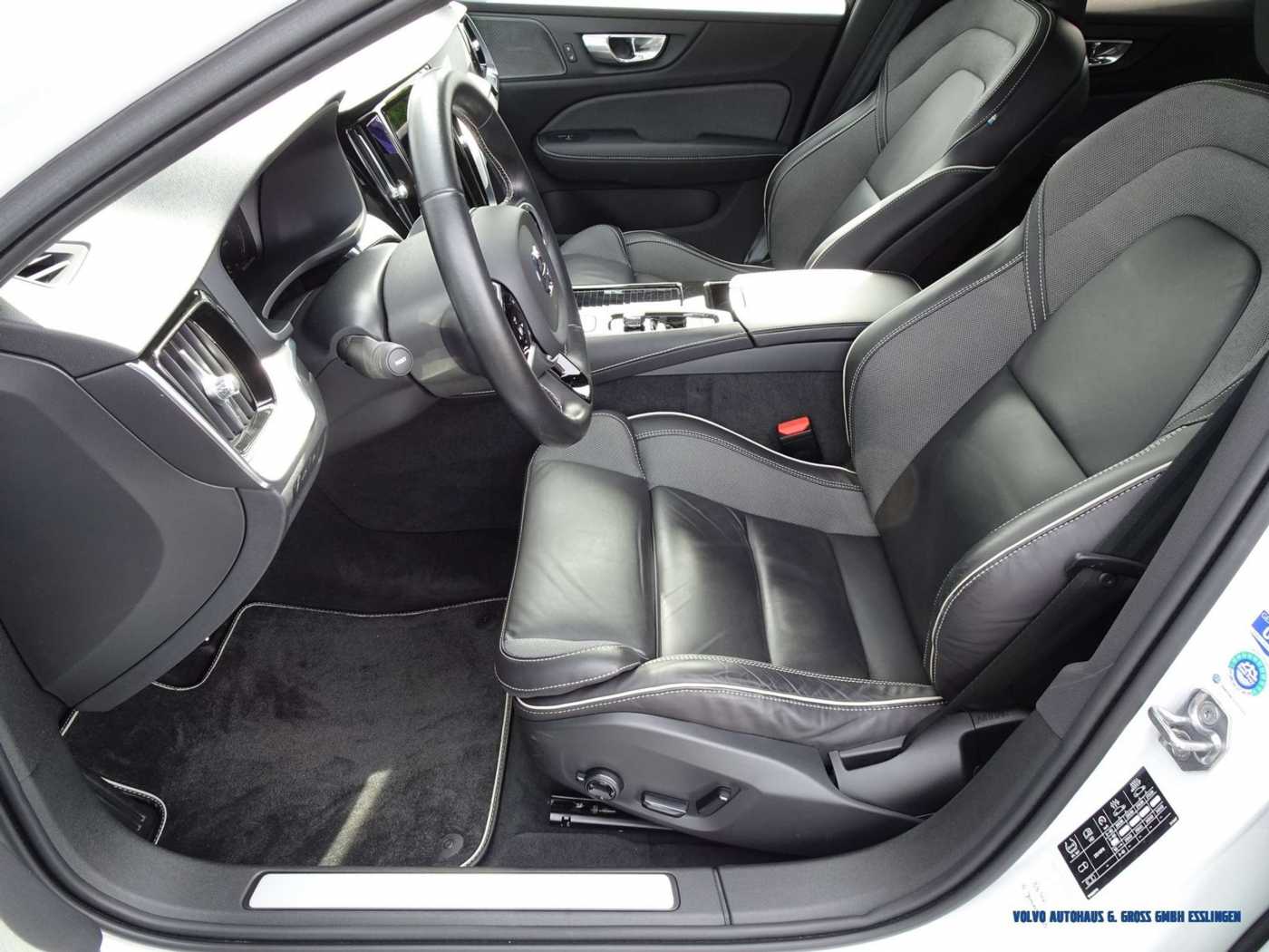 Volvo  T6 AWD Recharge Geartronic R-Design
