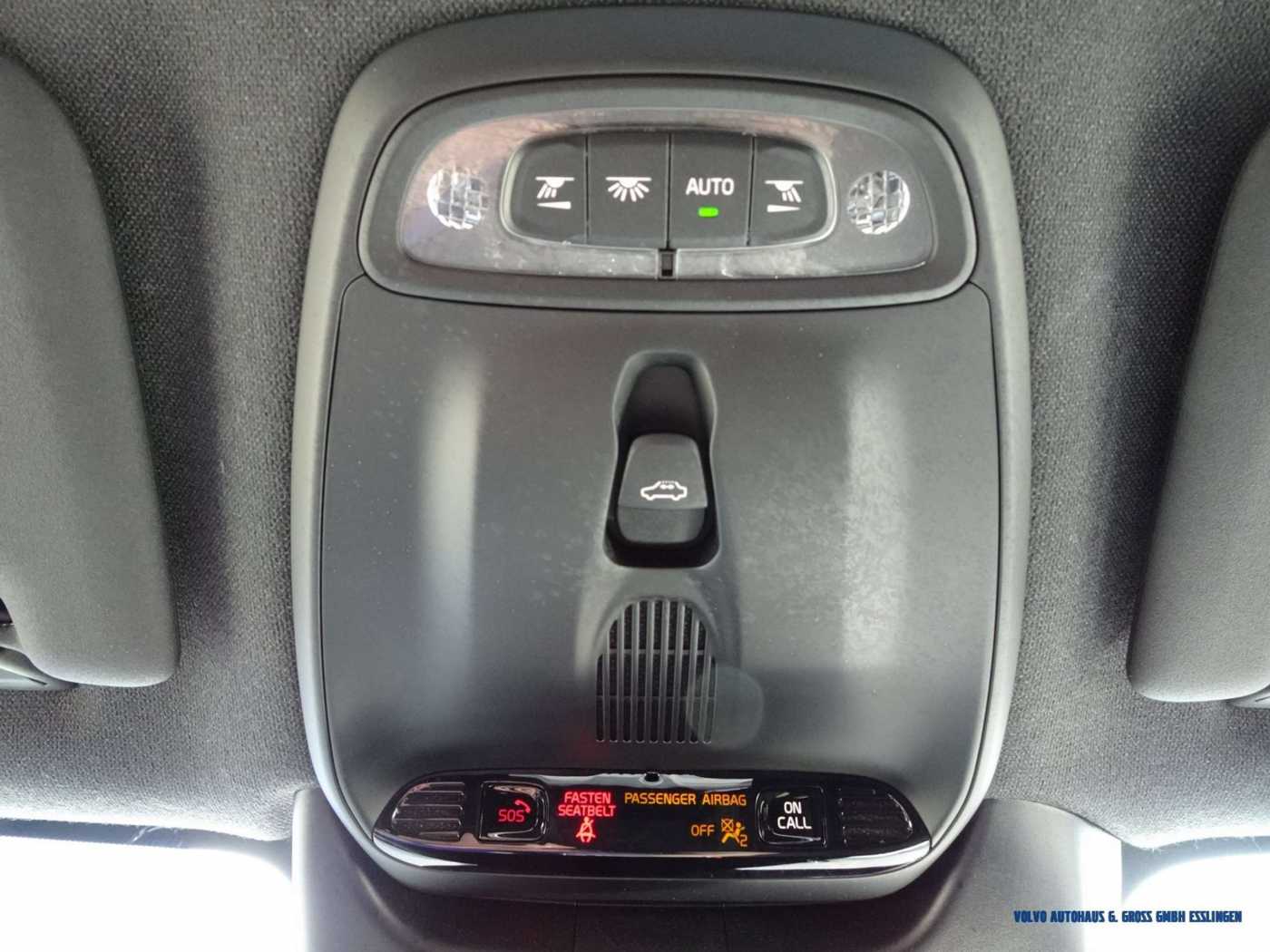 Volvo  T3 Geartronic Momentum