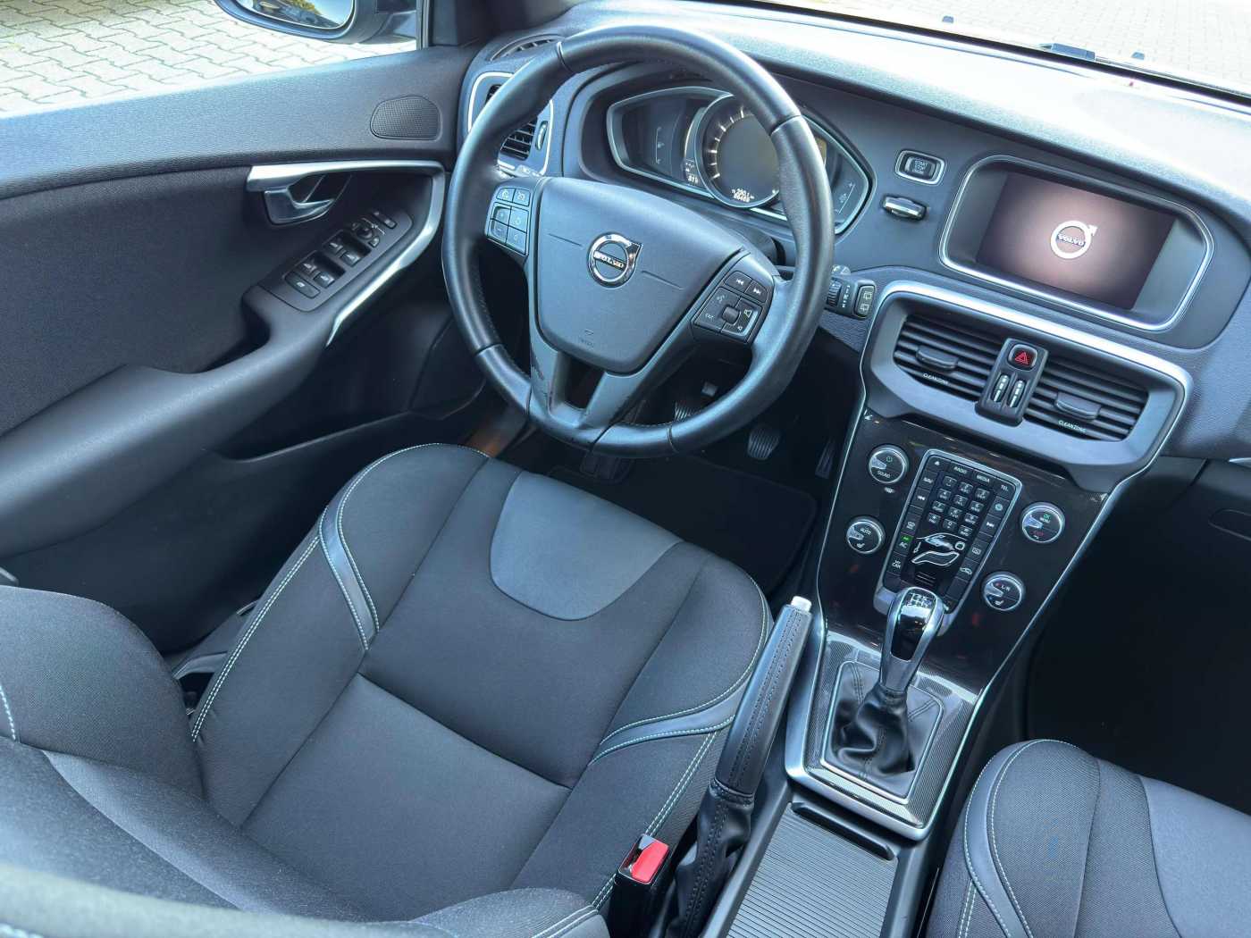 Volvo  T3 Kinetic