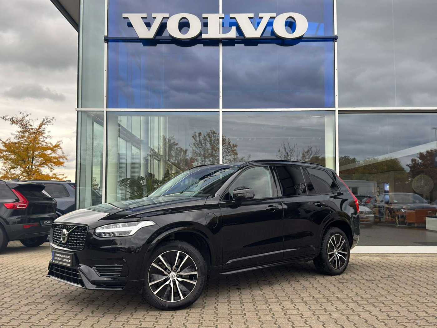 Volvo  T8 R-Design Expression AWD