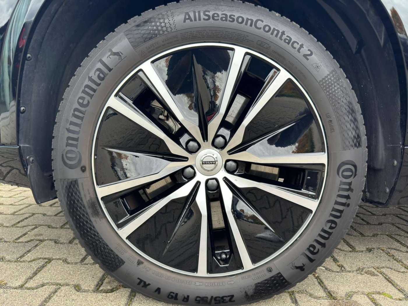 Volvo  T8 R-Design Expression AWD