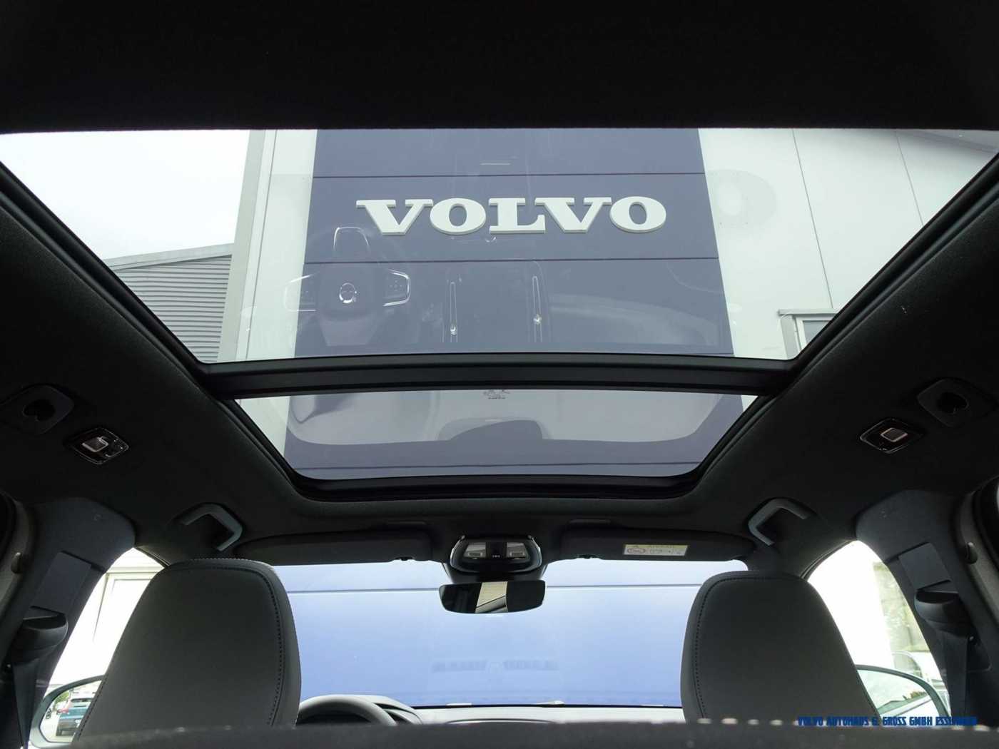 Volvo  AWD Twin Motor Pure Electric Ultimate