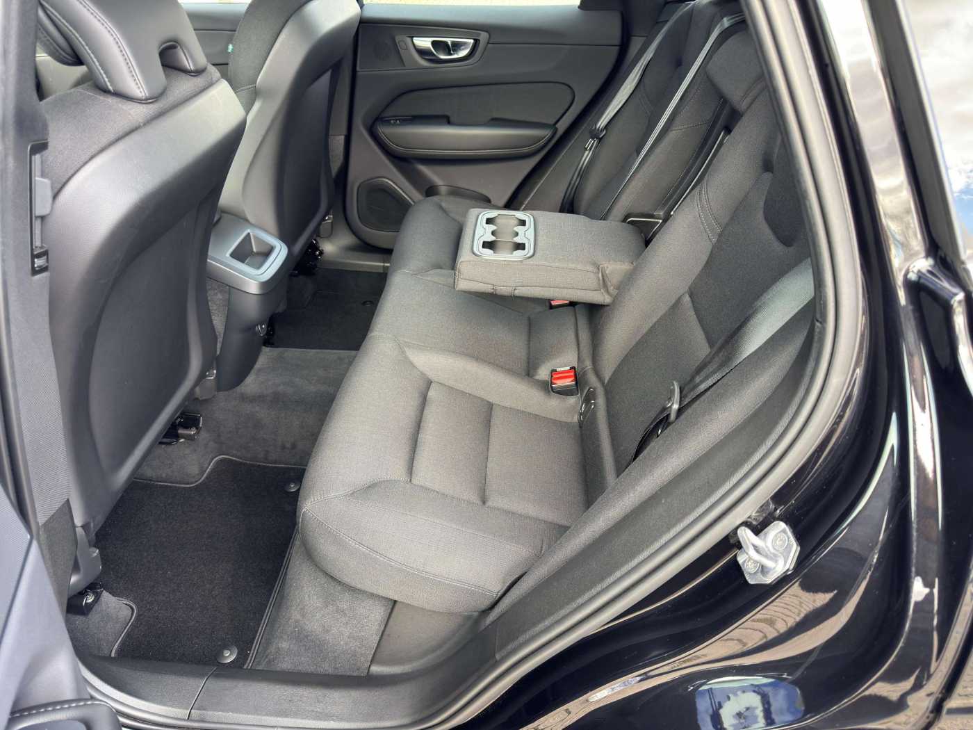 Volvo B4b Momentum Pro