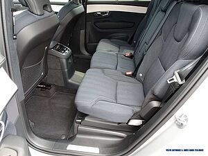 Volvo  T8 AWD Ultra Dark 7-Sitzer