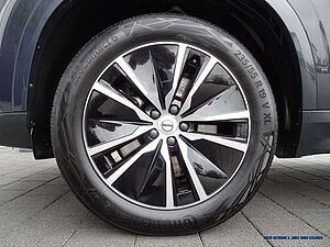 Volvo  T8 AWD Recharge Geartronic R-Design Expression
