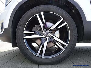 Volvo  D4 AWD Geartronic R-Design