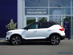 Volvo  D4 AWD Geartronic R-Design
