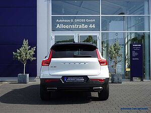 Volvo  D4 AWD Geartronic R-Design