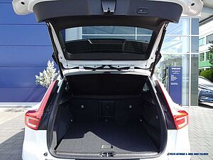 Volvo  D4 AWD Geartronic R-Design