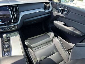 Volvo  T6 R-Design Recharge AWD