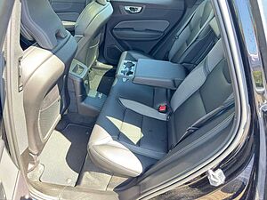 Volvo  T6 R-Design Recharge AWD