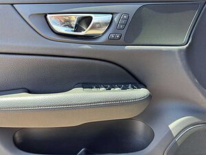 Volvo  T8 Inscription Recharge AWD
