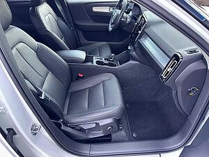 Volvo  T5 Recharge R-Design Expression PHEV 2WD