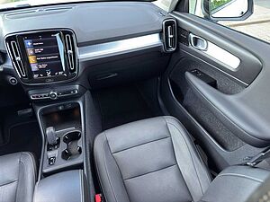 Volvo  T5 Recharge R-Design Expression PHEV 2WD