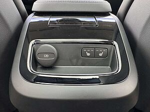 Volvo  T6 Plus Dark Recharge Plug-In Hybrid AWD