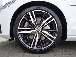 Volvo  T6 AWD Recharge Geartronic R-Design