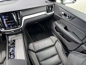 Volvo  B4 R-Design