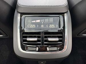 Volvo  T8 Inscription Recharge Plug-In Hybrid AWD