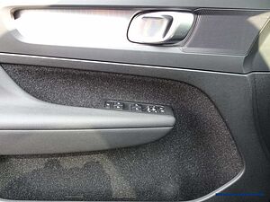 Volvo  T3 Geartronic Momentum