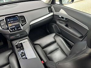 Volvo  T8 R-Design Expression AWD