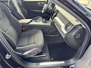 Volvo B4b Momentum Pro