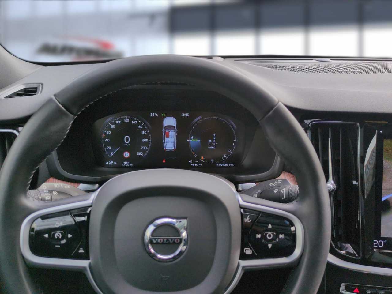 Volvo  V60 Inscription Plug-In Hybrid AWD