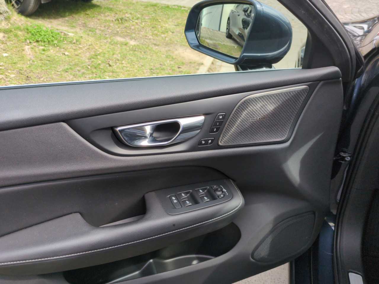 Volvo  V60 Inscription Plug-In Hybrid AWD