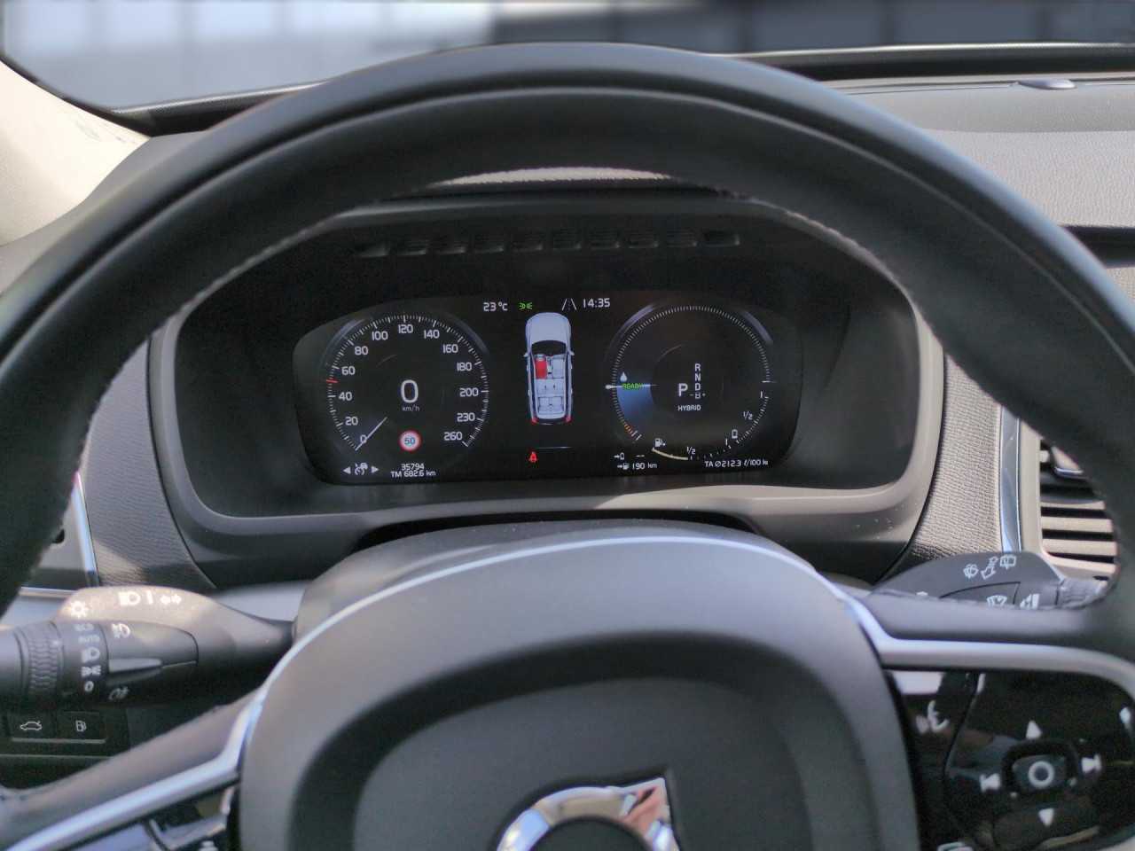 Volvo  XC90