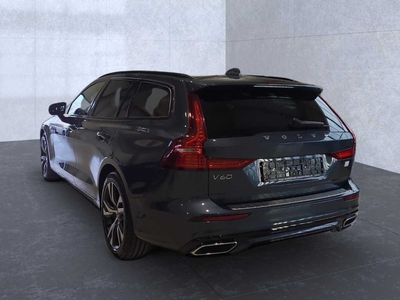 Volvo  V60 R Design Recharge Plug-In Hybrid AWD