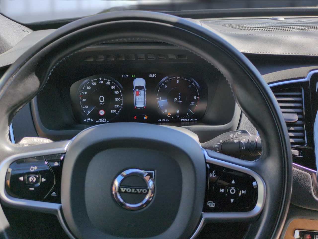 Volvo  XC90