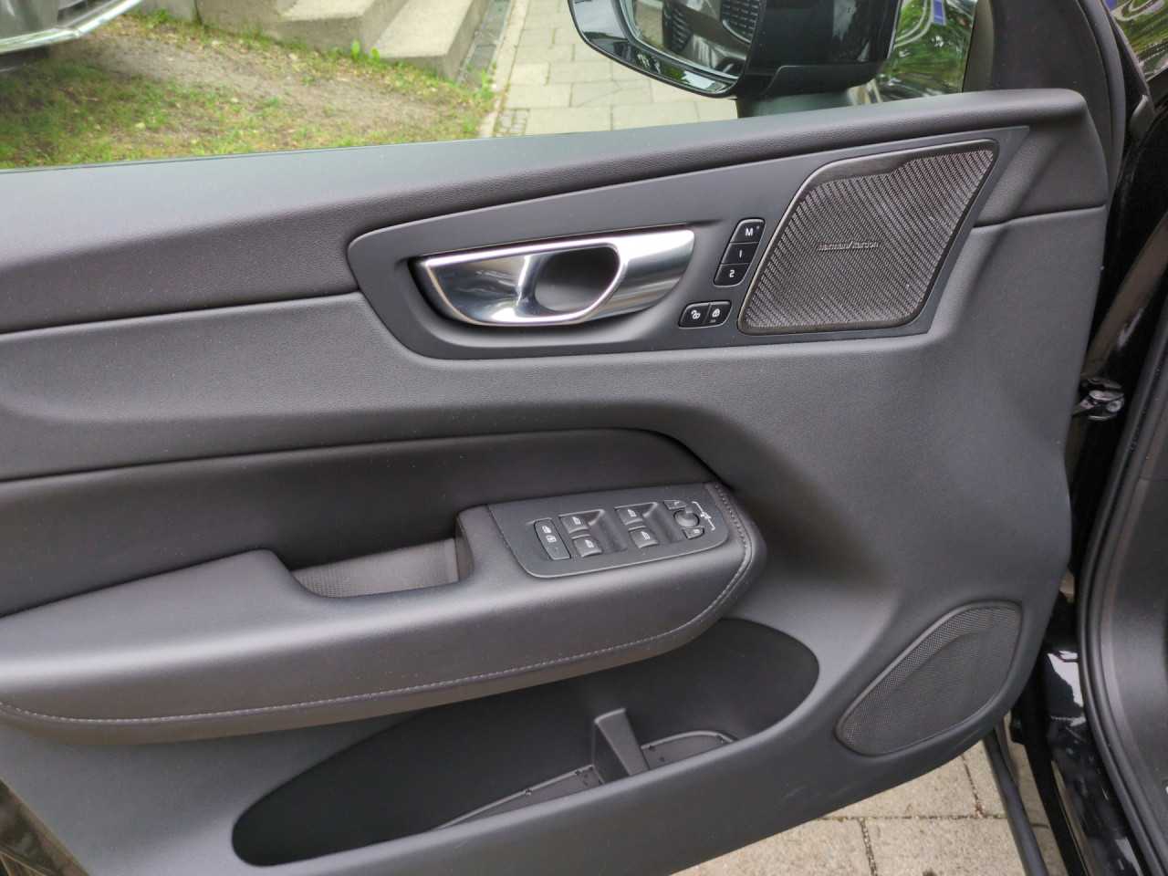 Volvo  XC60