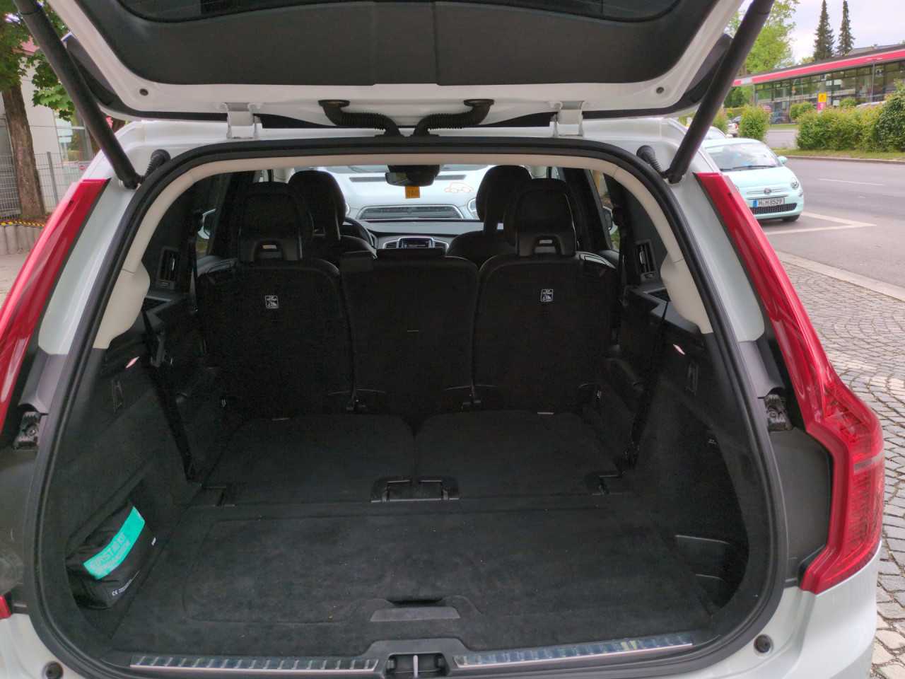 Volvo  XC90