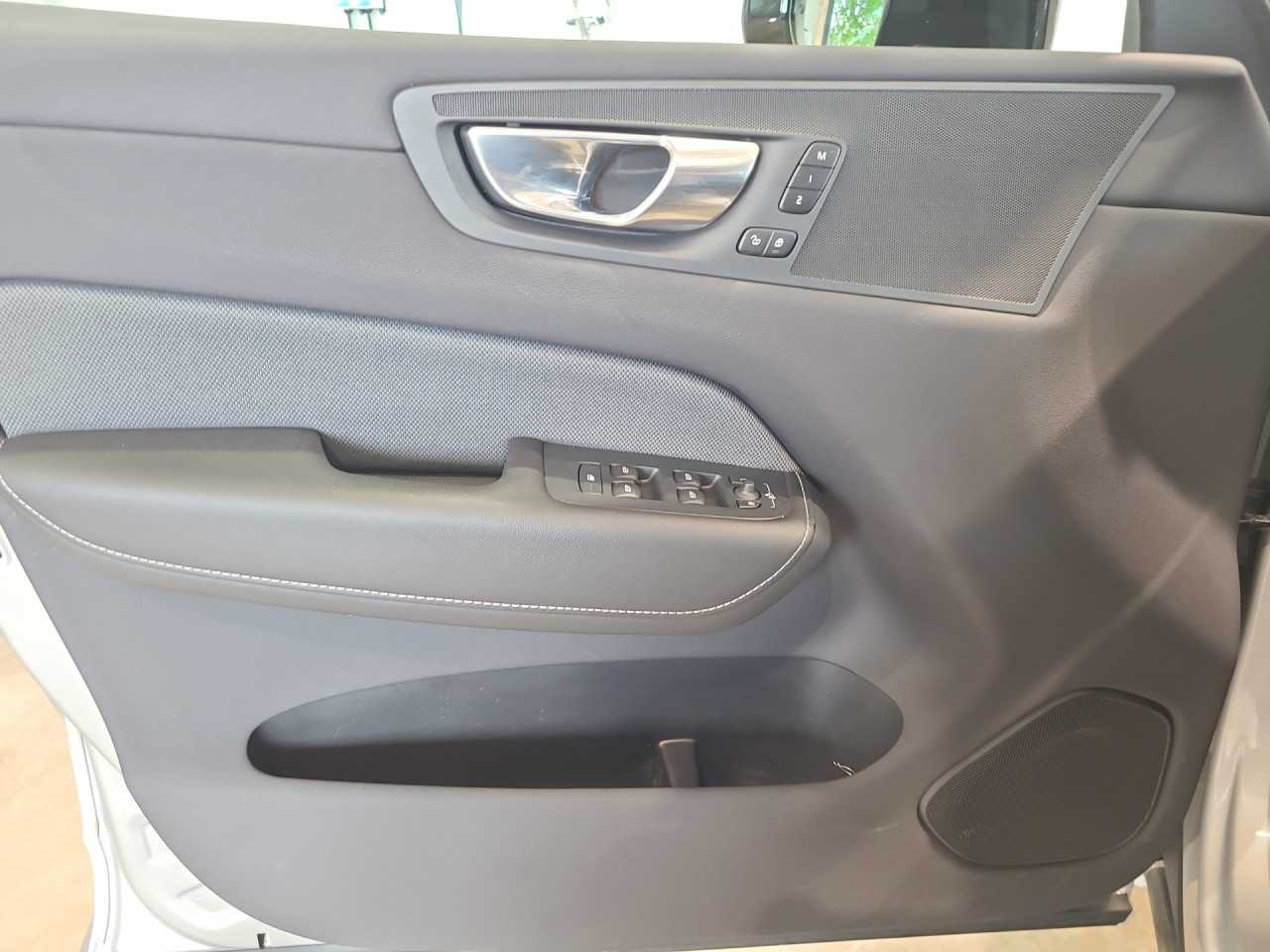 Volvo  XC60