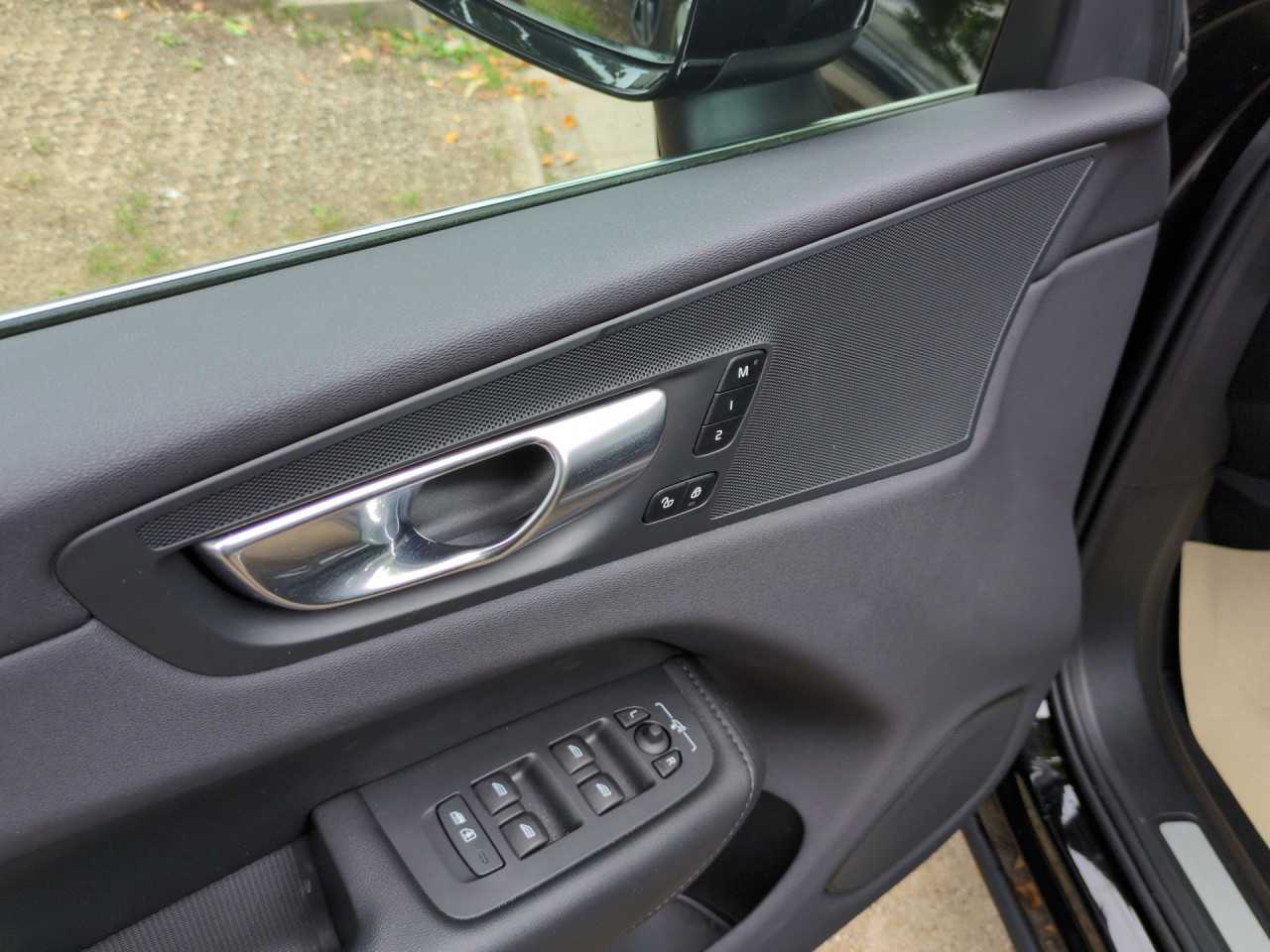 Volvo  XC60