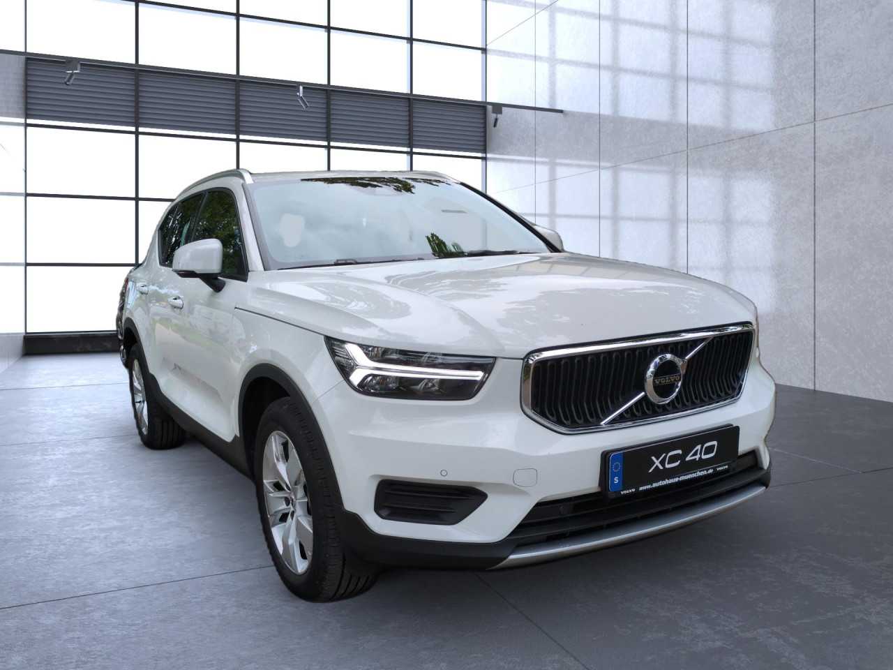 Volvo  XC40