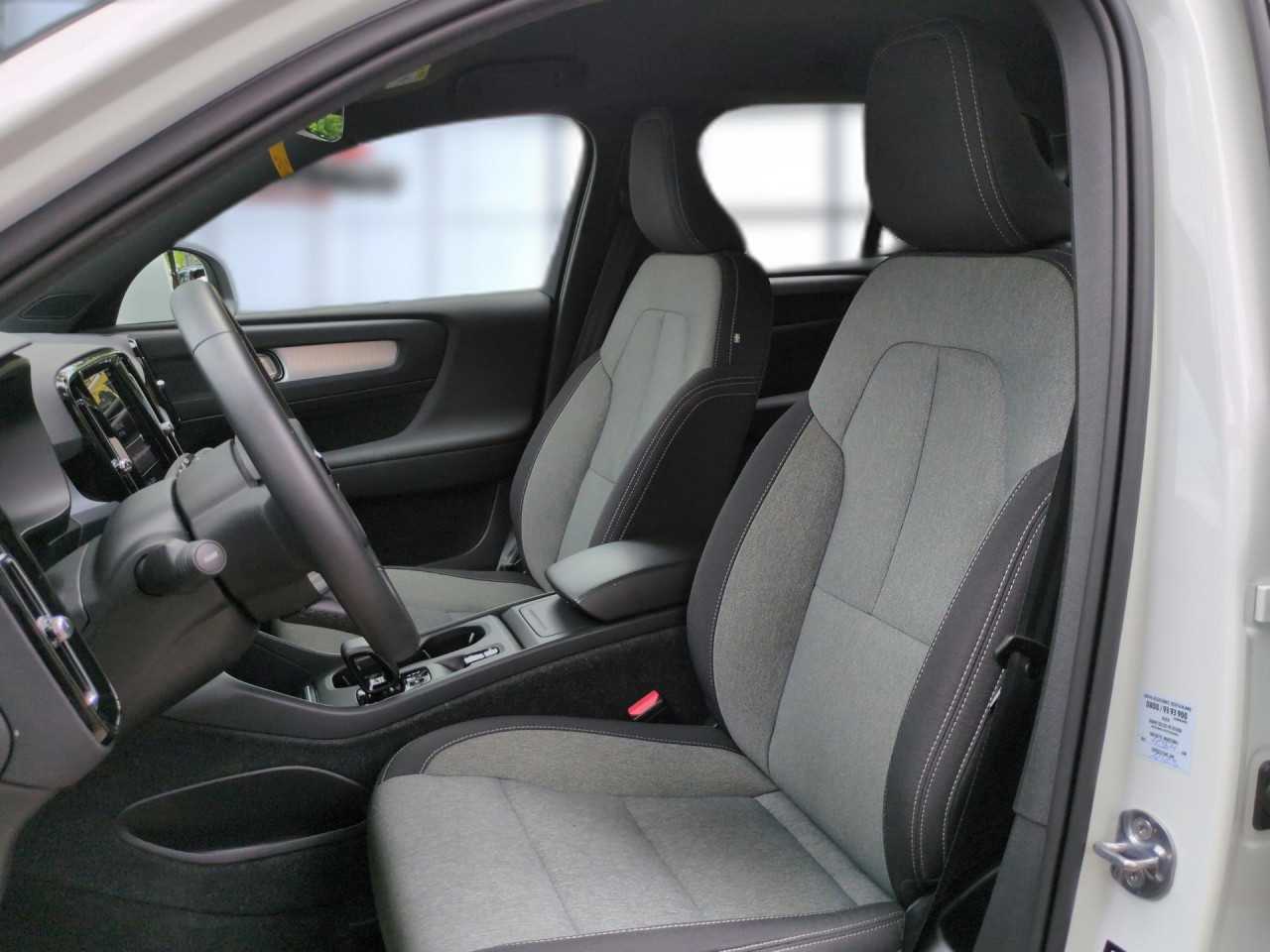 Volvo  XC40