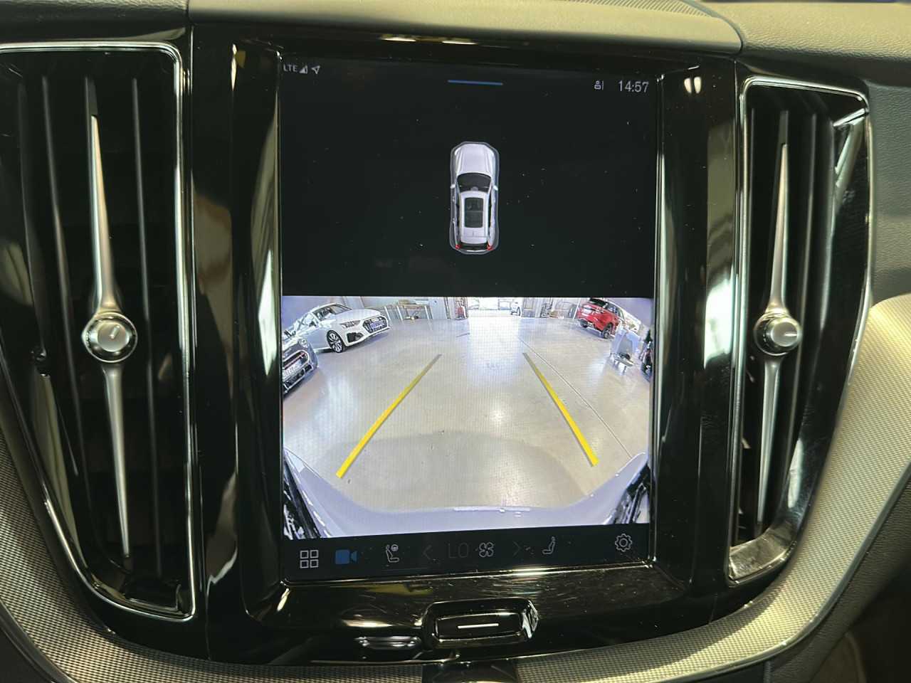 Volvo  XC60