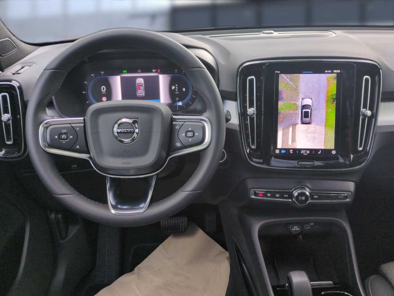 Volvo  XC40