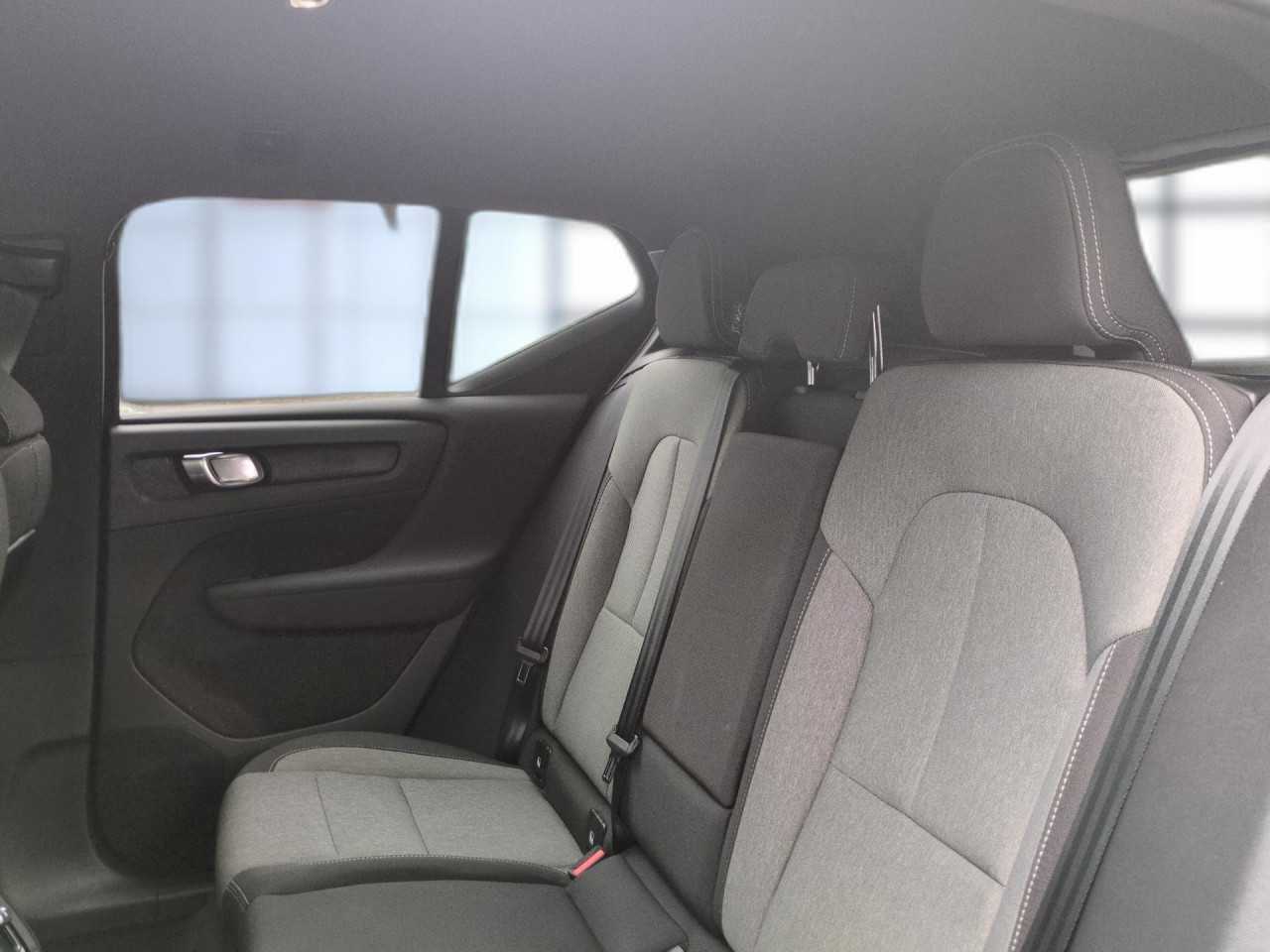 Volvo  XC40