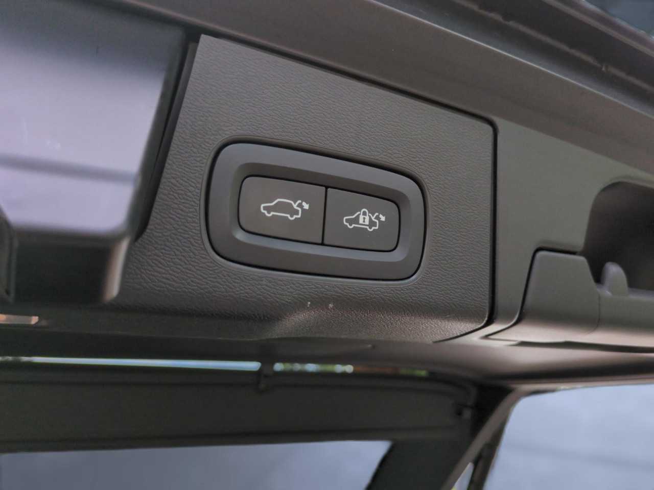 Volvo  XC60